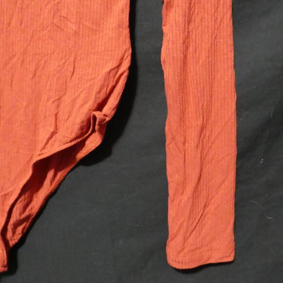 U2B - URBAN BASICS | large | Ribbed Long Sleeve Orange Bodysuit | NWT - Picture 8 of 15